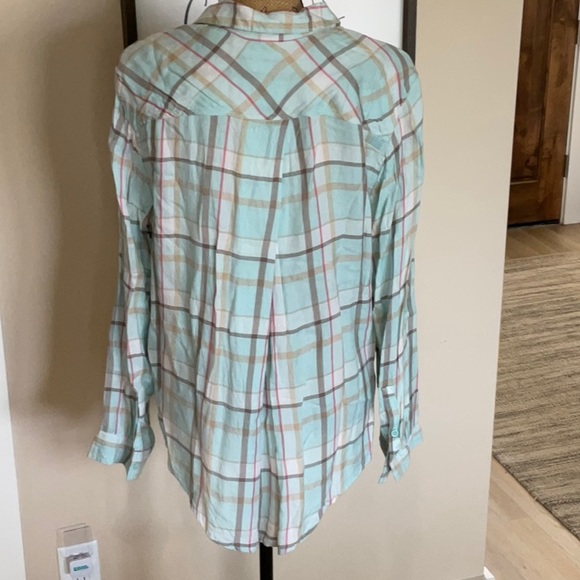 Sonoma Women’s flannel shirt! - Picture 2 of 2